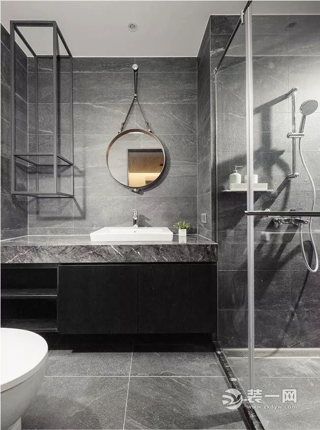 165平现代工业风格案例浴室