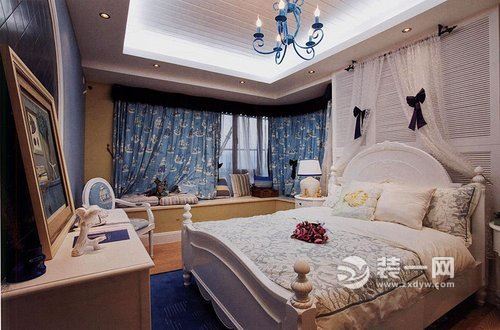 98平三房地中海风格案例卧室