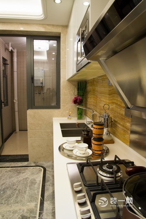 118平三居室中式风格装修案例厨房