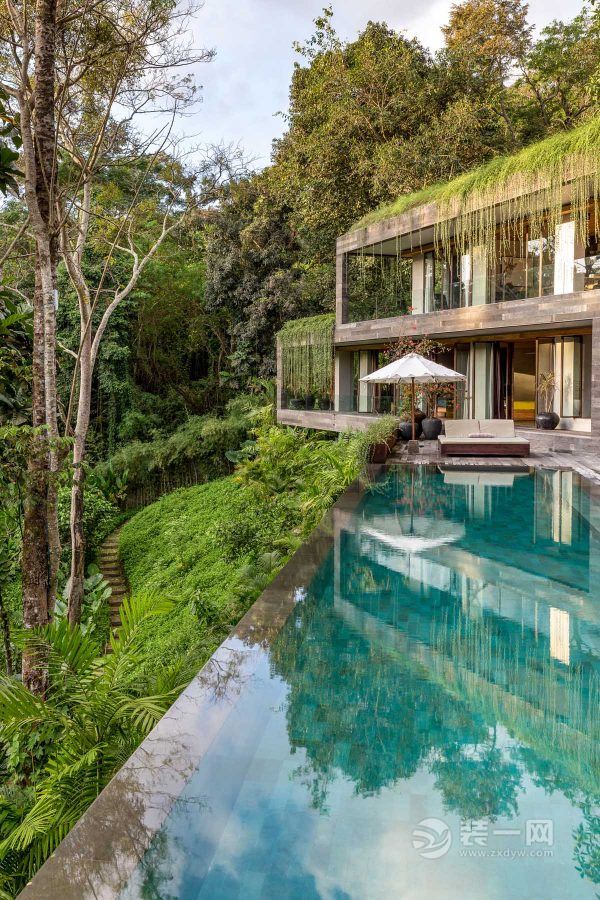 巴厘岛丛林酒店装修实景