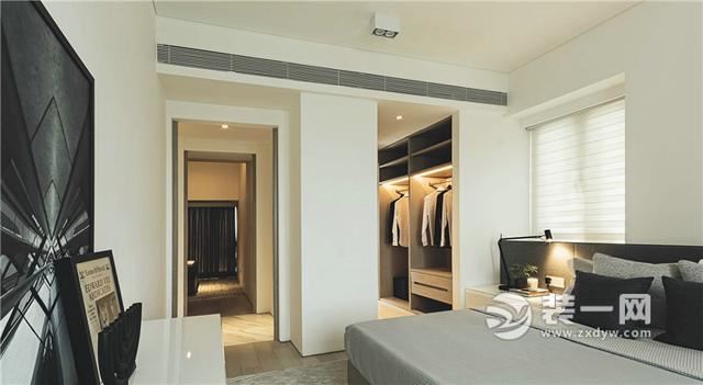 武汉复地东湖国际140平四居室现代风格卧室装修设计实景图