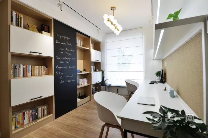 169平米现代风格设计案例书房