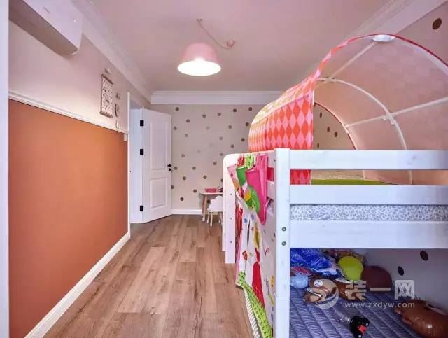 80平北欧风两室设计儿童房