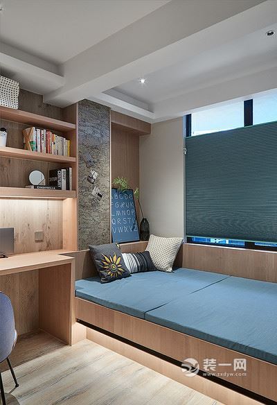 宁波105平米现代简约三居室设计卧室图