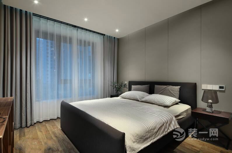 卧室装修效果图 现代简约风格效果图 129平米装修效果图