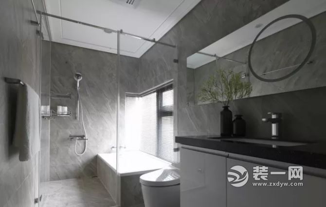 100平现代港式风装修设计浴室图片