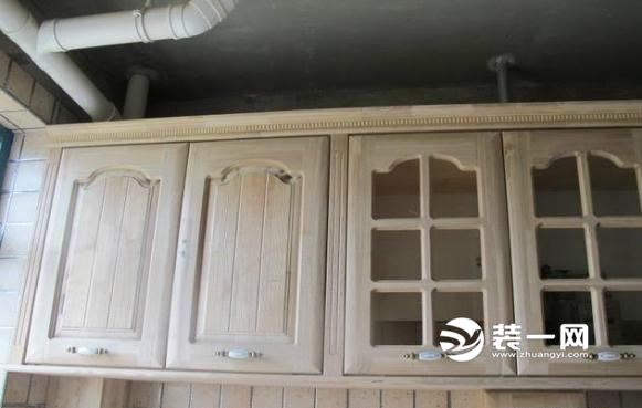 广州老房翻新装修 室内木工装修图片
