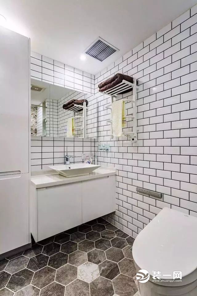 现代北欧风格卧室卫浴室装修效果图