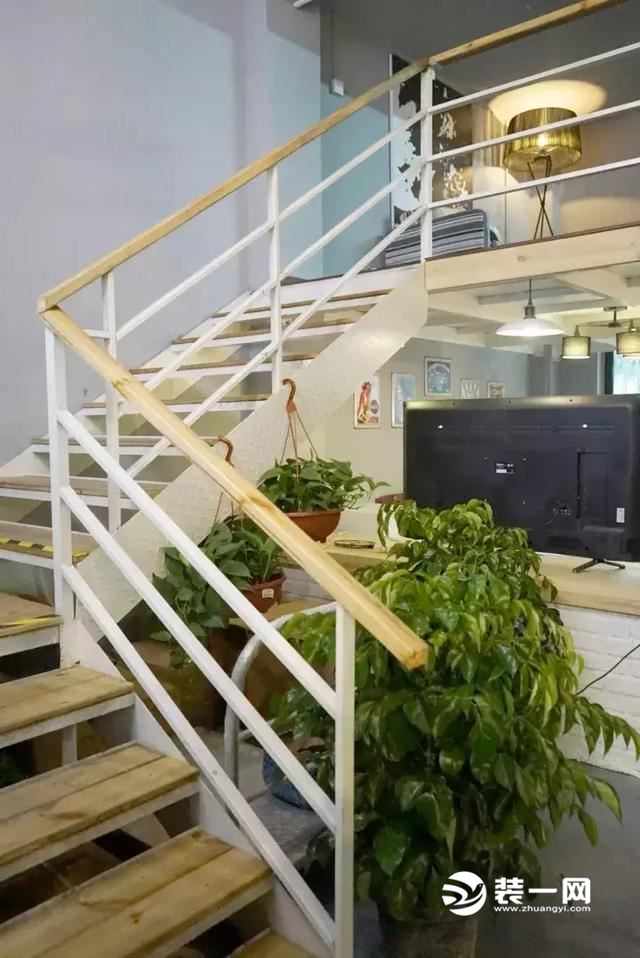 自建房楼梯设计效果图