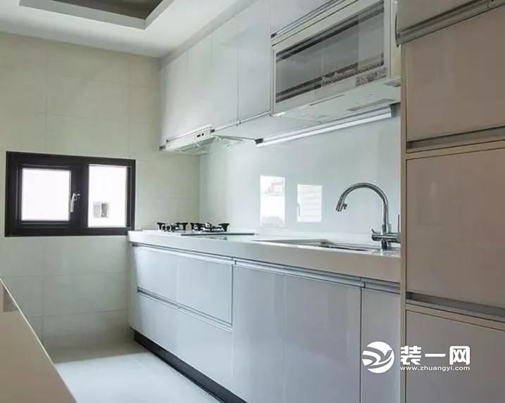 上海135平米三室一厅装修实景图