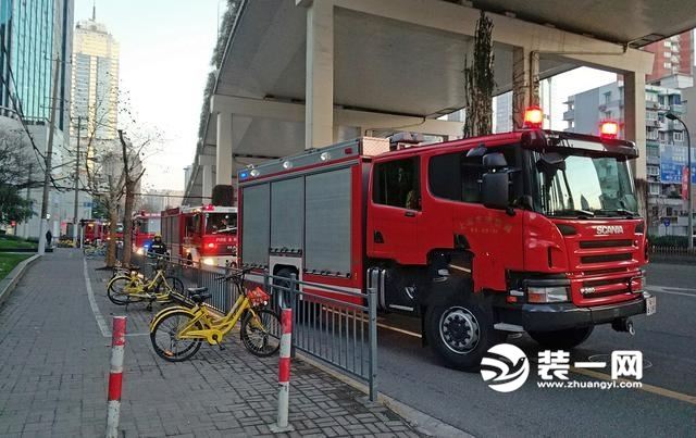 上海某小区火灾殃及医院