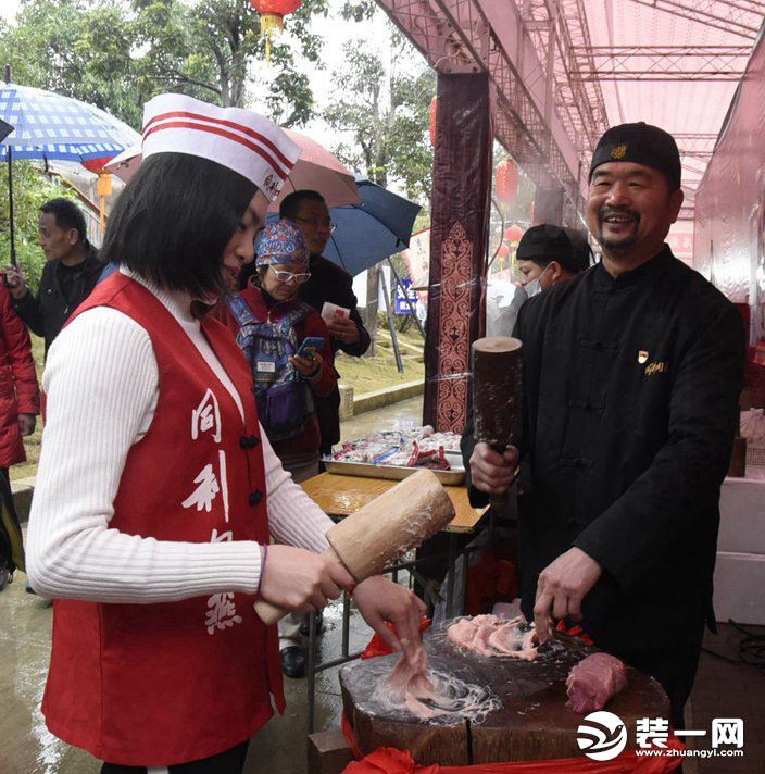 福州复古庙会上演舌尖美食诱惑