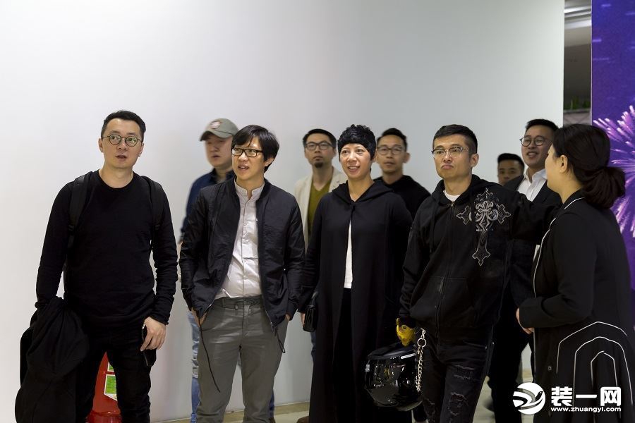 台湾知名室内设计师唐忠汉先生参观佛山誉巢装饰公司