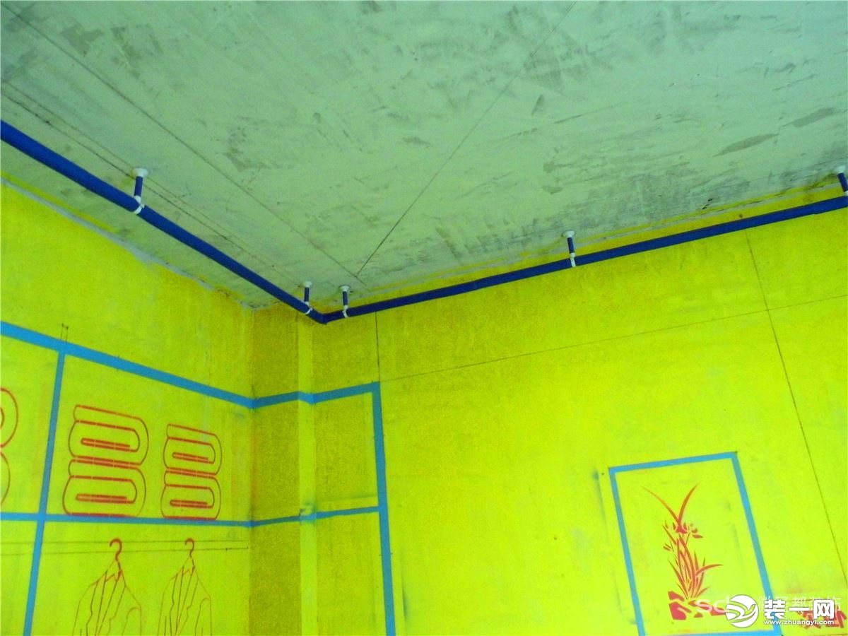 客厅刷的淡黄色墙，地面上米黄色的瓷砖，电视背景墙用什么颜色好？？？求专家指点 淡黄色米黄色瓷砖电视背景墙颜色室内设计装修