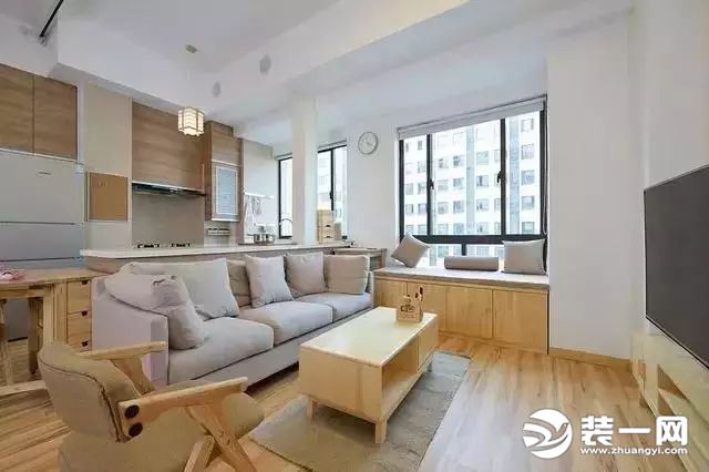 70平loft单身公寓日式风格客厅装修案例