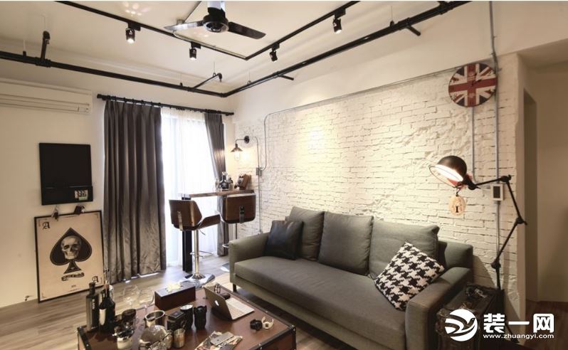 工业风单身男子公寓客厅装修效果图