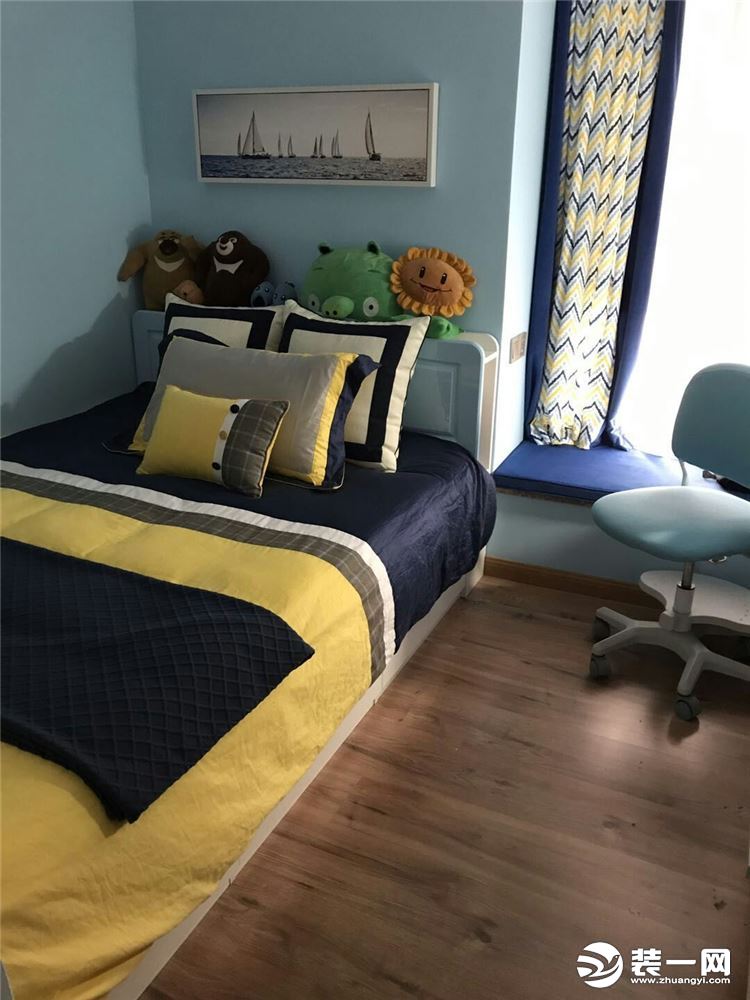 富力碧涛湾93平中式风格二居室卧室装修实景图