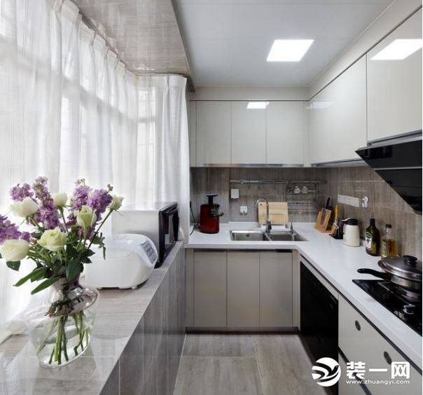  东亚风尚国际8万打造现代简约风格二居室装修实景图厨房图片
