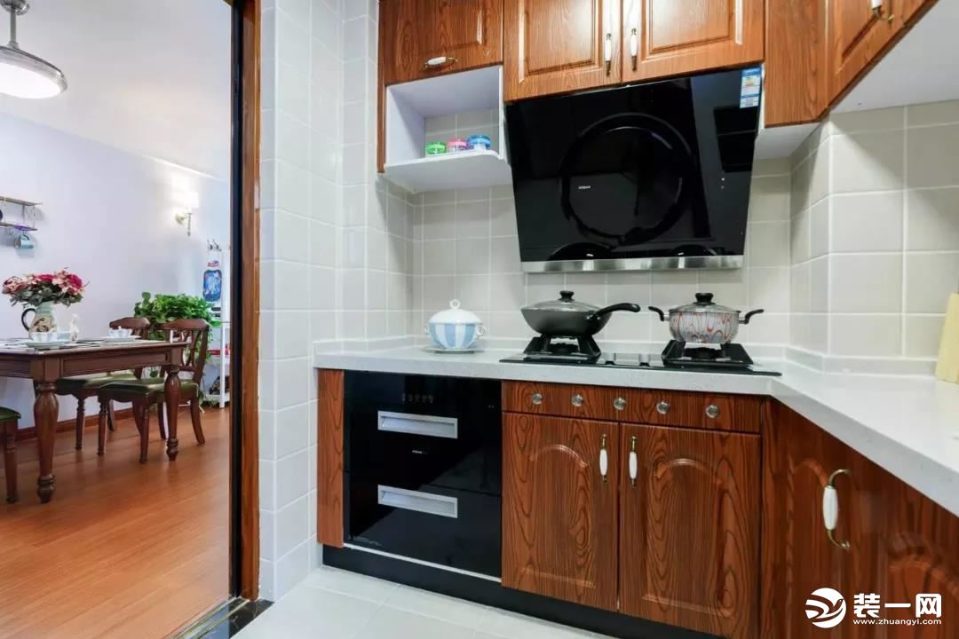 小户型二居室美式风格厨房装修效果图