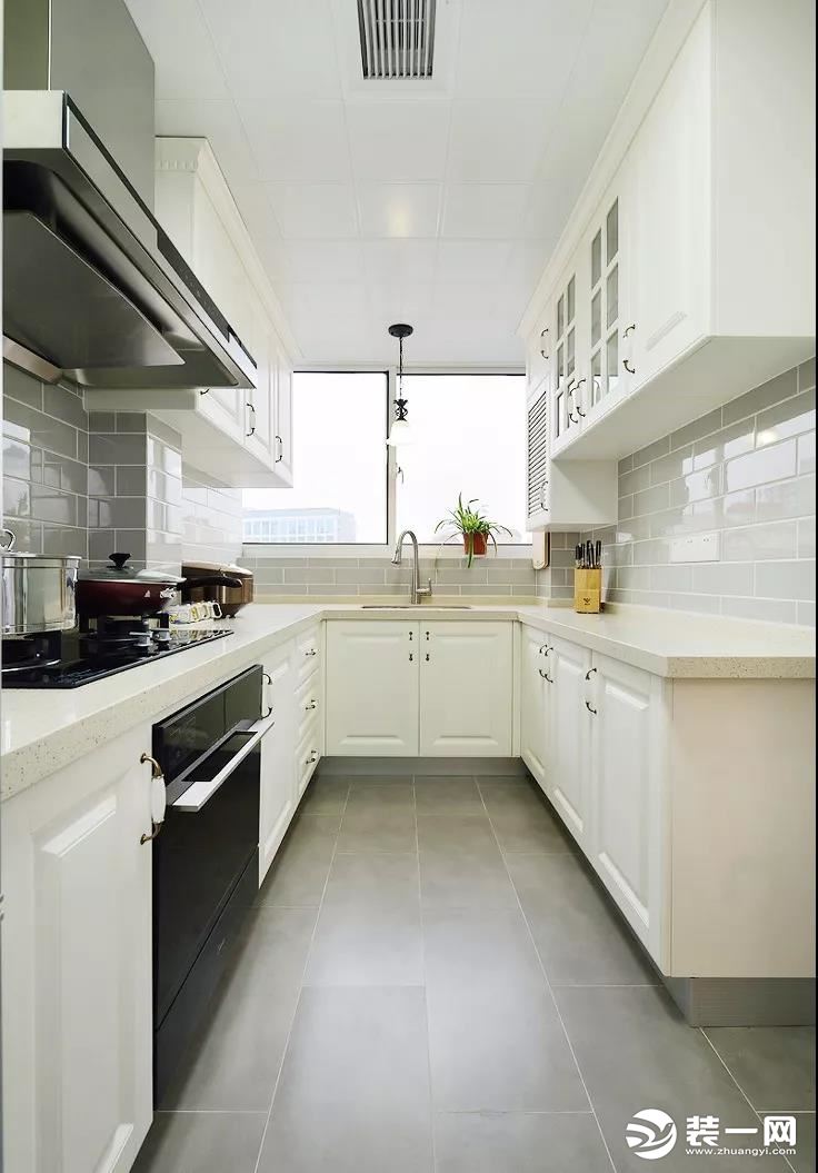 美式风格两居室厨房装修效果图