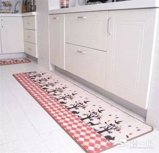 厨房地毯搭配效果图