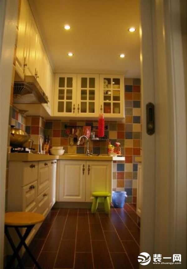 60平小房子厨房装修效果图