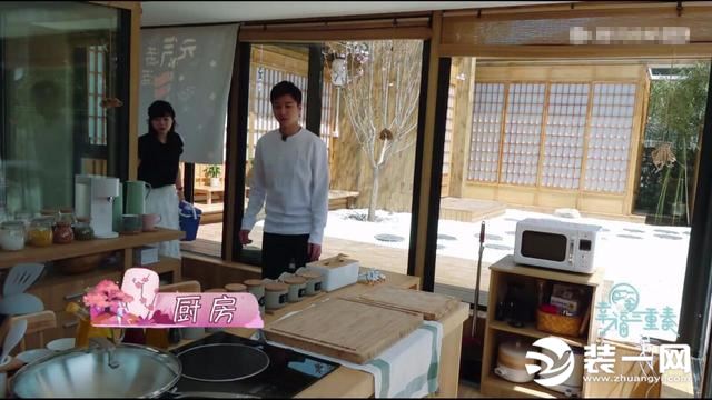 幸福三重奏日式厨房装修效果图