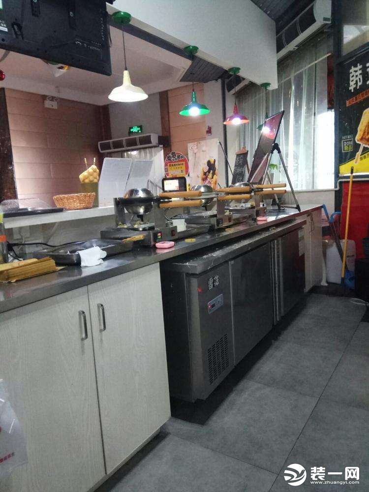 小吃店厨房