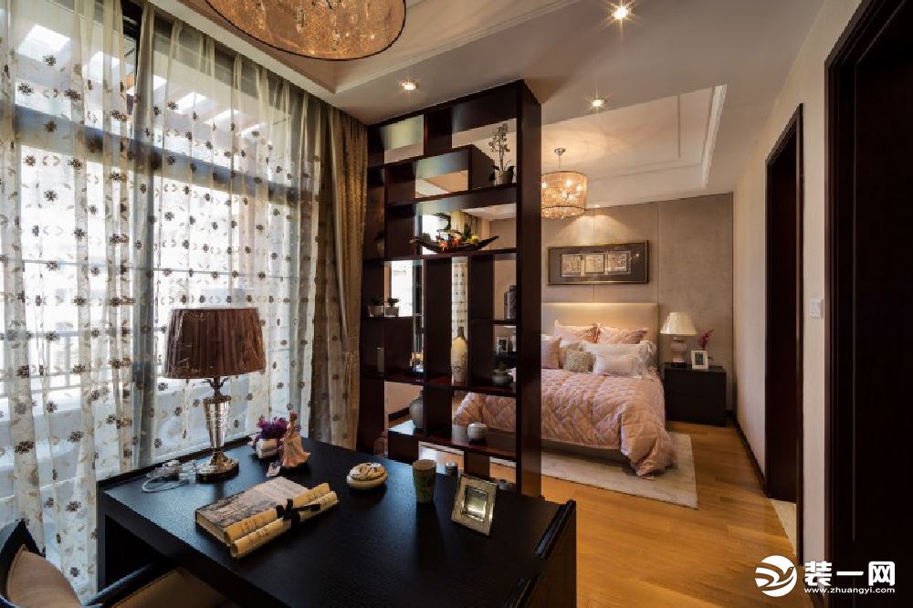 中式家庭卧室装修设计效果图