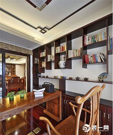 中式风格书房装修案例 