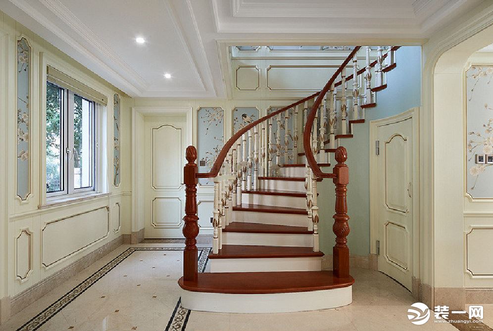 别墅楼梯设计法国装修风格案例展示
