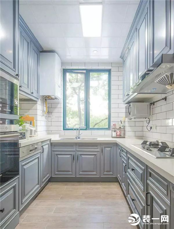 120平美式风格新房厨房装修实景图