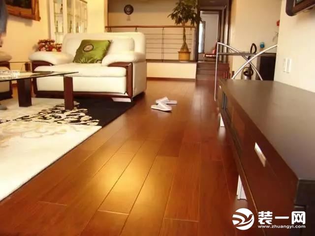实木地板和实木复合地板实木地板的区别和实木复合地板哪个好答案