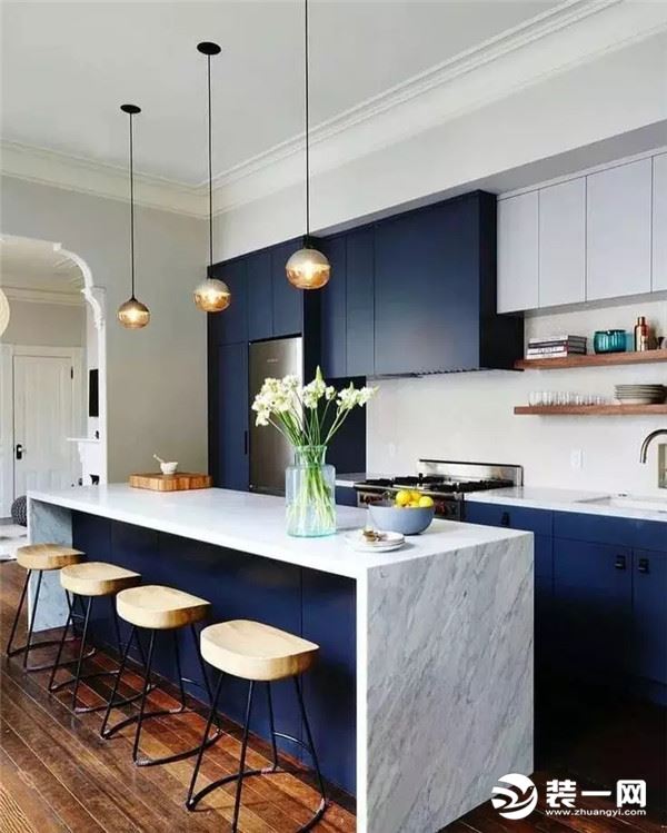 蓝色系厨房装修设计图片