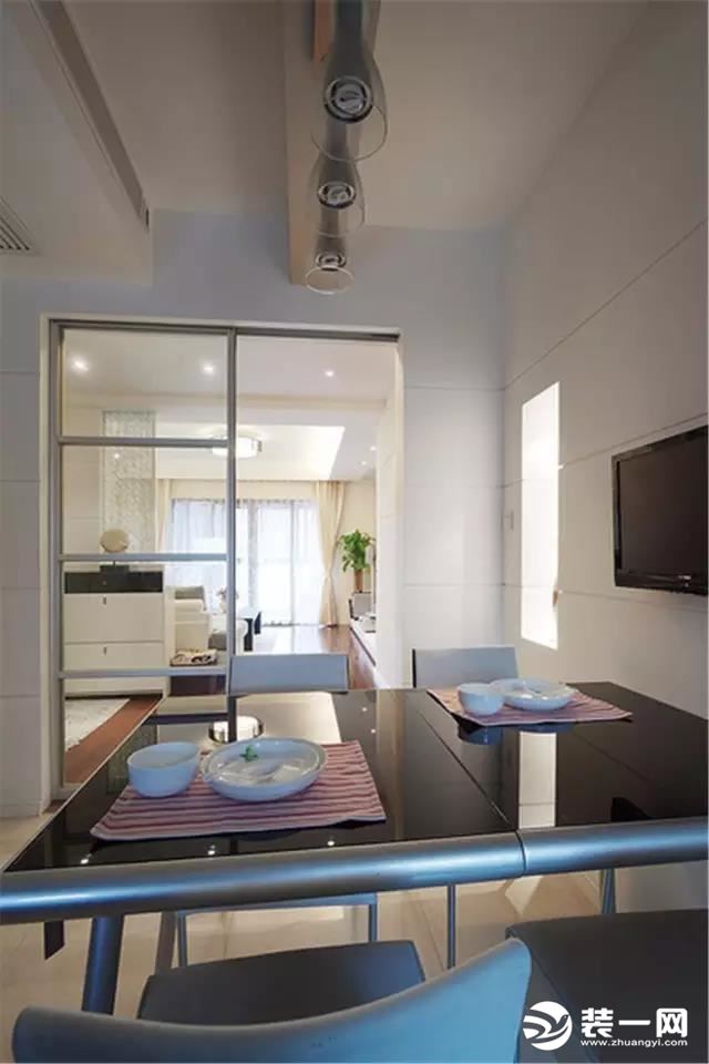 96平米两居室现代简约风格餐厅装修效果图
