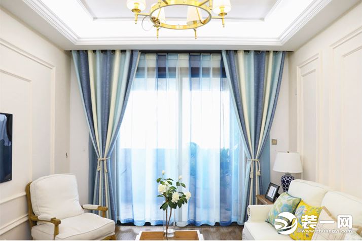 地中海风格客厅窗帘装饰效果图