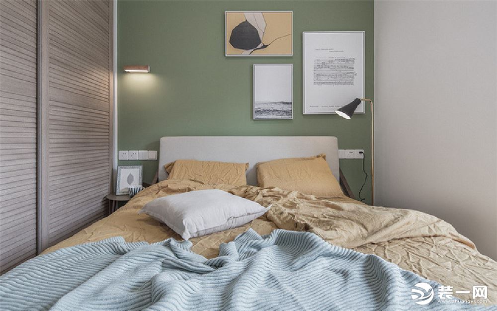 100平米日式简约三居室卧室床品装饰效果图