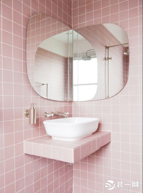 林小宅网红浴室粉色浴室图片配件