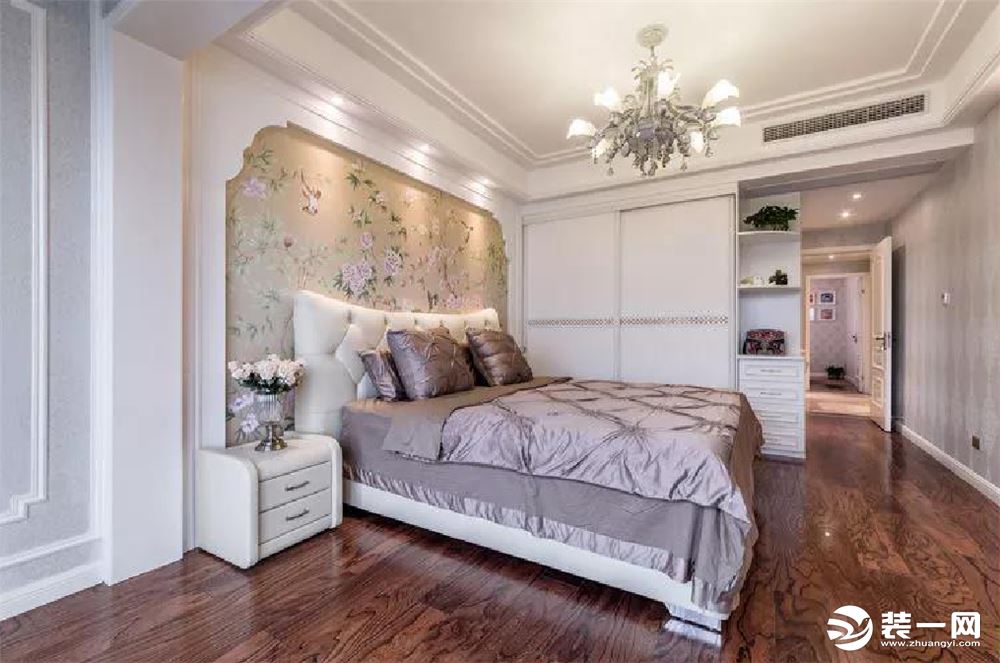 160平米三室两厅卧室现代简欧风格装修效果图