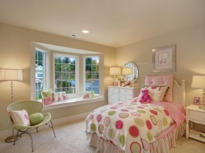 现代简约风儿童房卧室飘窗设计装修效果图