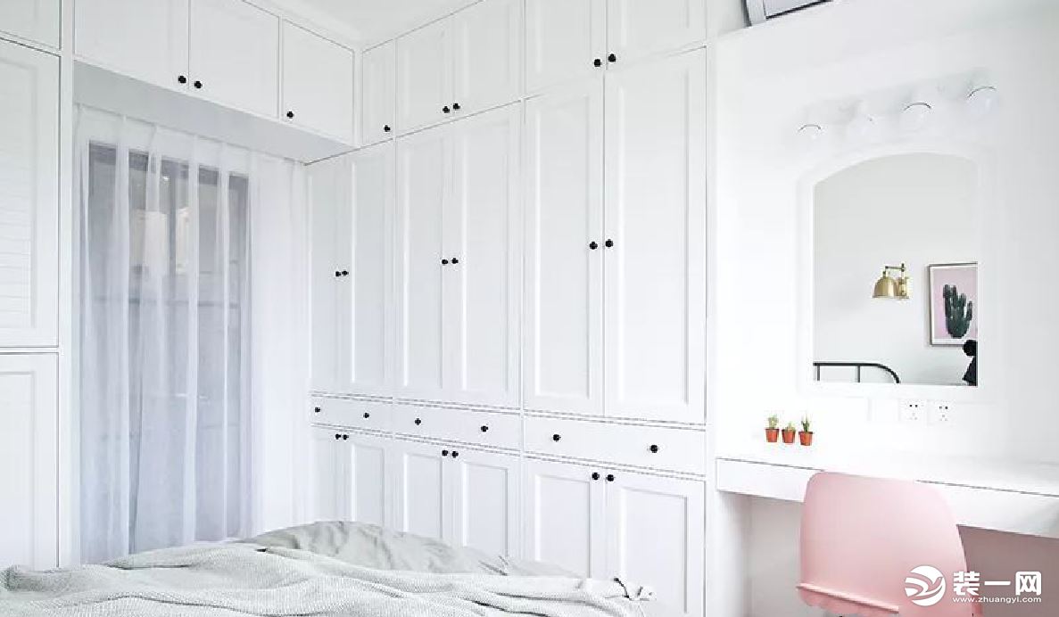 50平米小户型装修效果图之卧室衣柜设计