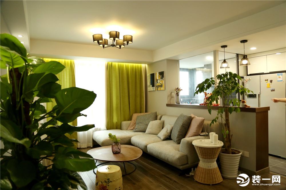 78平现代三居室客厅沙发效果图