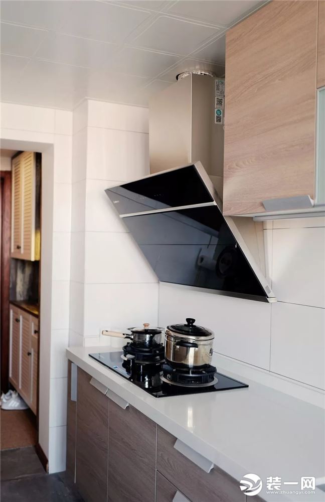 混搭风格76平米两居室厨房装修效果图