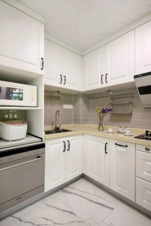 126平米现代美式风三室两厅厨房装修效果图