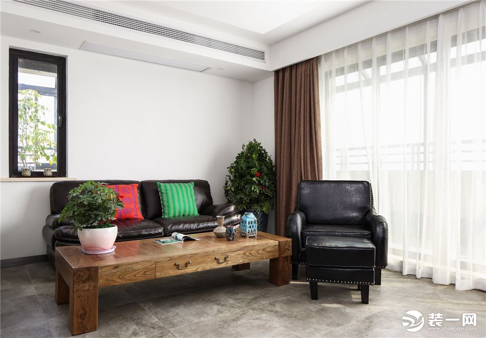 现代中式复式客厅沙发效果图