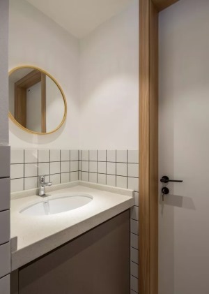 MUJU日式风格120平三居室卫生间装修效果图
