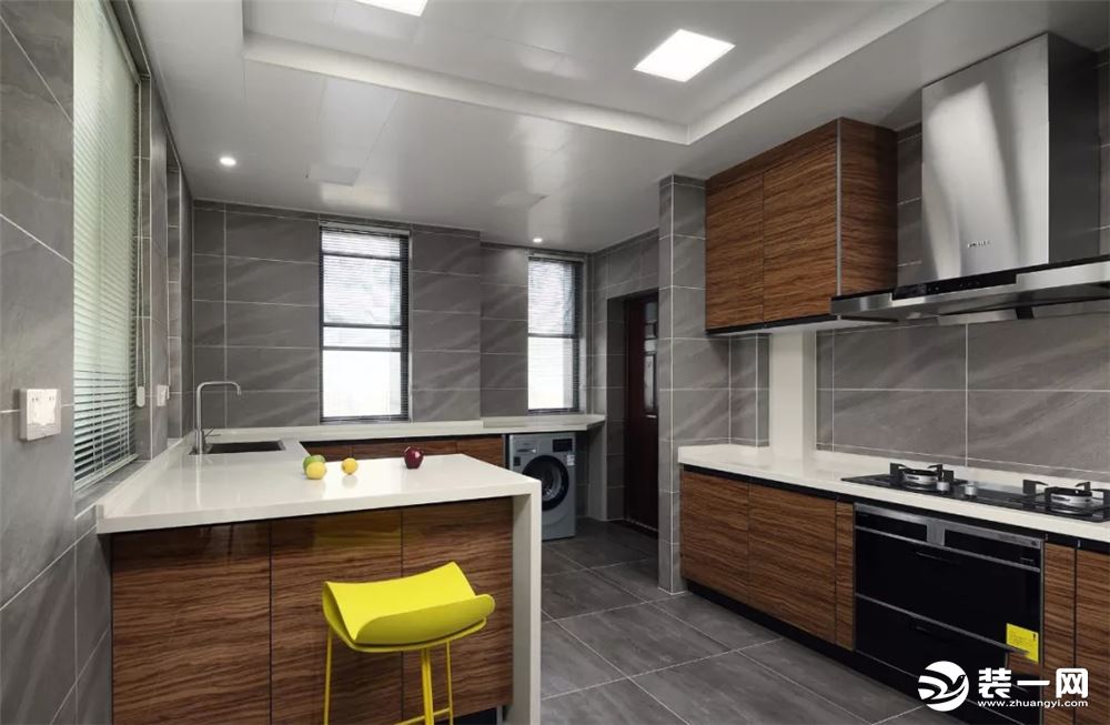 现代风格150平米四居室厨房装修效果图
