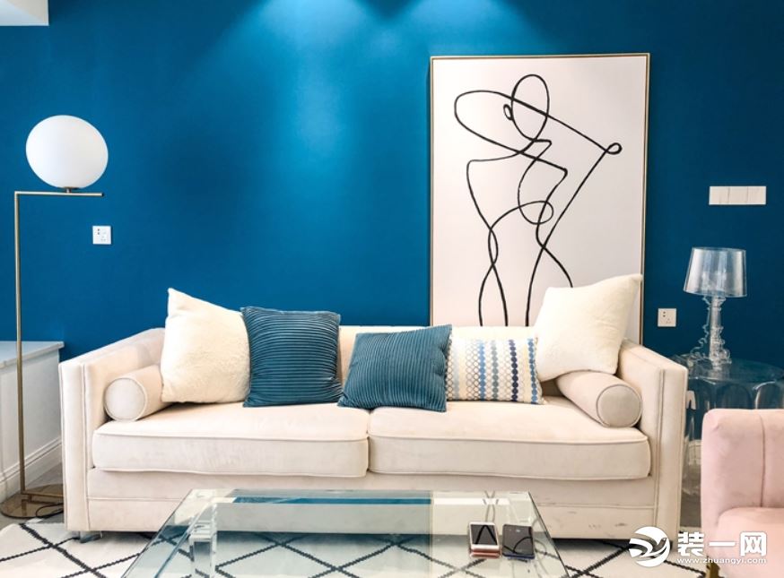 小资北欧风格粉蓝白系列搭配客厅背景墙装修效果图
