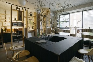 300平米别墅艺术水泥风客厅回型客桌装修效果图