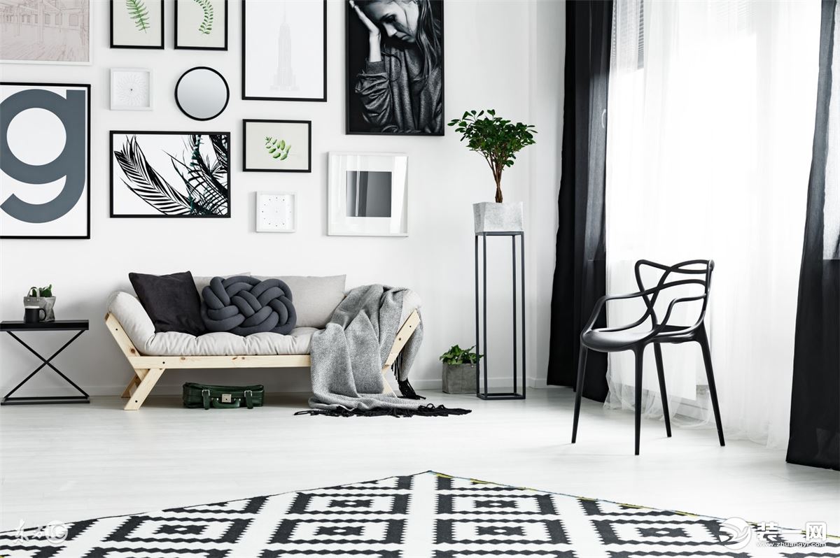 2018最热北欧风格客厅地毯几何设计图片